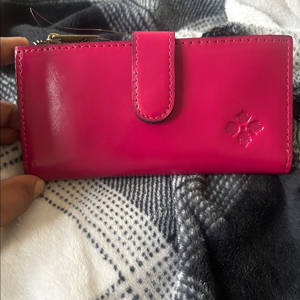 Patricia Nash Pink Leather Wallet